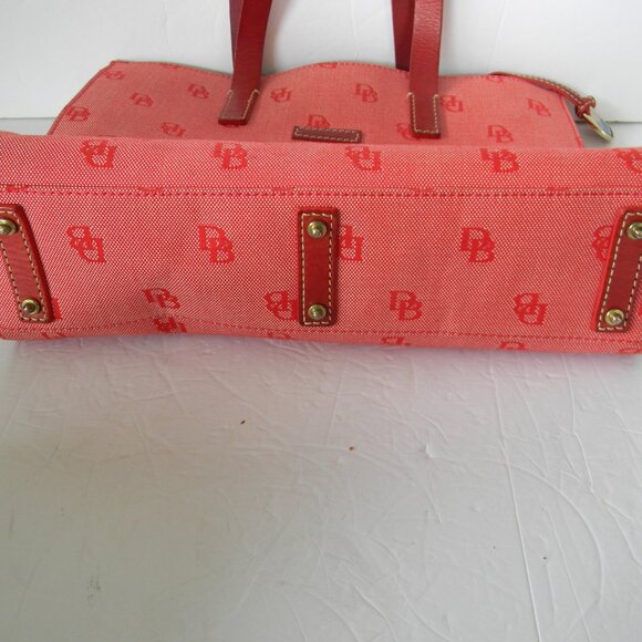 Dooney & Bourke Signature Shoulder MONOGRAM  Red LOGO E/W Leather/Canvas TOTE - Picture 6 of 11